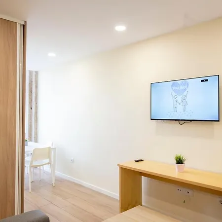 Close To Everything Your Terrace Prm 1t Apartment Porto