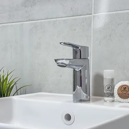 דירה Close To Everything Your Terrace Prm 1t